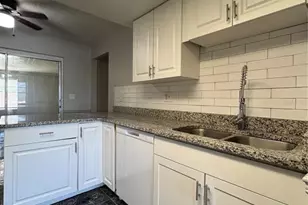 721 Greenleaf Ln, Lake Wales, FL 33853 - Photo 8