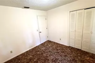 2016 Woodbridge Ln, Lakeland, FL 33813 - Photo 18