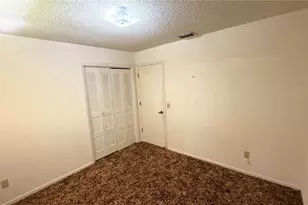 2016 Woodbridge Ln, Lakeland, FL 33813 - Photo 20