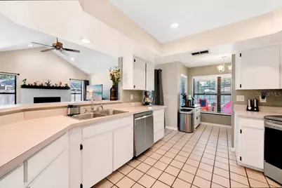 8327 Maid Marions Trail, Lakeland, FL 33809 - Photo 6
