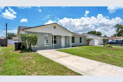 1726 Cordova Circle W, Lakeland, FL 33801 - Photo 2