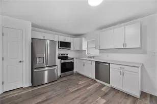 4052 Lana Dr, Lakeland, FL 33813 - Photo 8
