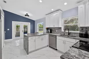 217 E Edward St, Lakeland, FL 33805 - Photo 16