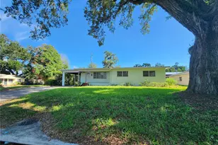 725 Louise Dr, Lakeland, FL 33803 - Photo 2