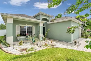 1053 Krenson Woods Rd, Lakeland, FL 33813 - Photo 2