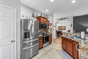 1053 Krenson Woods Rd, Lakeland, FL 33813 - Photo 10