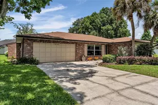 1640 Bayou Cir, Lakeland, FL 33803 - Photo 2