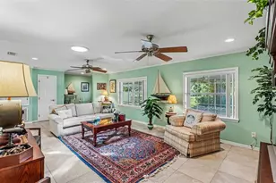 913 E Lake Parker Dr, Lakeland, FL 33801 - Photo 10