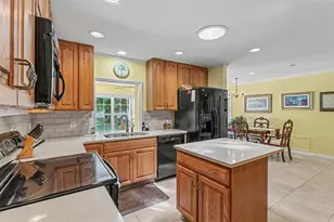 913 E Lake Parker Dr, Lakeland, FL 33801 - Photo 14