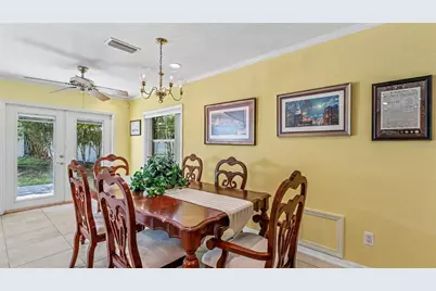 913 E Lake Parker Drive, Lakeland, FL 33801 - Photo 16