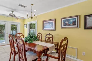 913 E Lake Parker Dr, Lakeland, FL 33801 - Photo 16