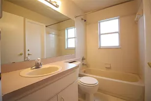 3002 Chasewood Dr, Lakeland, FL 33810 - Photo 16
