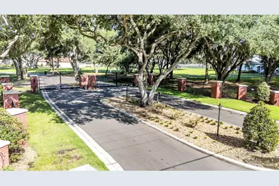 6923 Orianna Oaks Drive, Plant City, FL 33567 - Photo 10
