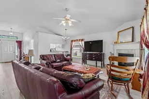 1754 Turtle Rock Dr, Lakeland, FL 33803 - Photo 10