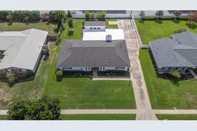 1211 Hunt Avenue, Lakeland, FL 33801 - Photo 4