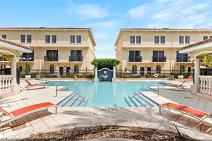 5222 Hampton Beach Pl, Tampa, FL 33609 - Photo 2