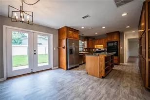 4504 Mt View Dr, Lakeland, FL 33813 - Photo 10