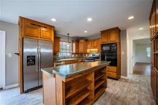 4504 Mt View Dr, Lakeland, FL 33813 - Photo 14