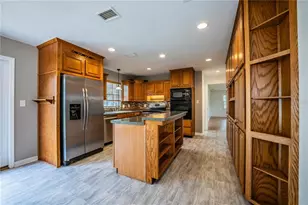 4504 Mt View Dr, Lakeland, FL 33813 - Photo 12