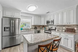 308 High View Ln, Lakeland, FL 33803 - Photo 2
