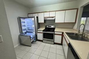 6411 Cypressdale Dr, Riverview, FL 33578 - Photo 4