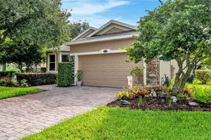 2305 Frankfort St, Winter Haven, FL 33881 - Photo 2