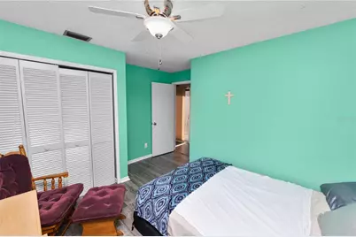 2009 Helm Lane, Valrico, FL 33594 - Photo 8