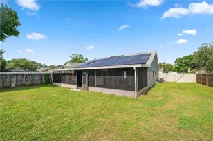 2009 Helm Ln, Valrico, FL 33594 - Photo 38
