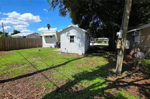 1114 Lakewood Cir W, Lakeland, FL 33801 - Photo 22