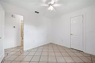 3615 Willow Wisp Dr S, Lakeland, FL 33810 - Photo 10