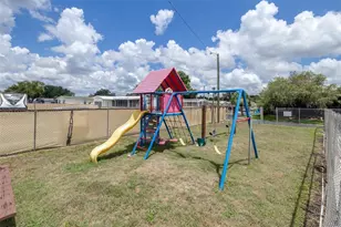 3041 Short Leaf St, Wesley Chapel, FL 33543 - Photo 42
