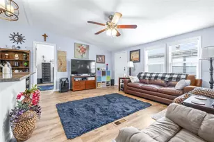 3041 Short Leaf St, Wesley Chapel, FL 33543 - Photo 6