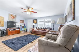 3041 Short Leaf St, Wesley Chapel, FL 33543 - Photo 8