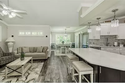 5864 Manchester Drive W, Lakeland, FL 33810 - Photo 4