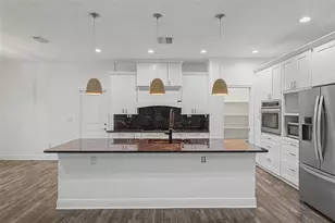 606 Royal Crest Dr, Brandon, FL 33511 - Photo 8
