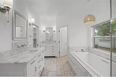 606 Royal Crest Drive, Brandon, FL 33511 - Photo 12