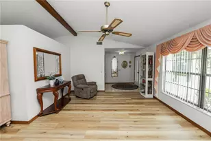 717 Cedar Knoll Dr S, Lakeland, FL 33809 - Photo 8