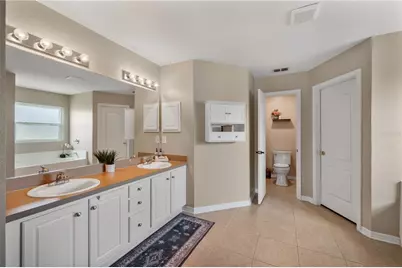 2752 Highlands Creek Drive, Lakeland, FL 33813 - Photo 22