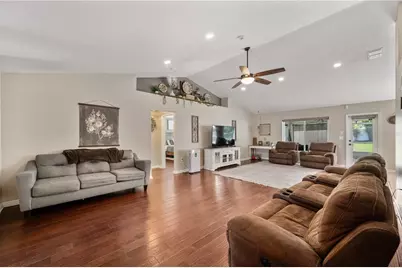 2752 Highlands Creek Drive, Lakeland, FL 33813 - Photo 18