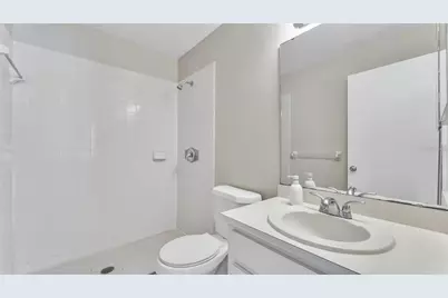 236 Village Crest Court, Lakeland, FL 33809 - Photo 8