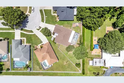 2219 Towering Oaks Circle, Seffner, FL 33584 - Photo 44
