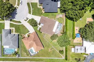 2219 Towering Oaks Cir, Seffner, FL 33584 - Photo 44