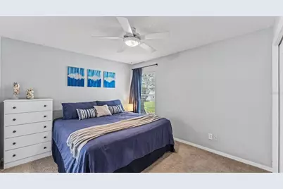 2219 Towering Oaks Circle, Seffner, FL 33584 - Photo 18