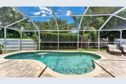 2219 Towering Oaks Circle, Seffner, FL 33584 - Photo 36