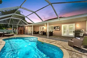 2219 Towering Oaks Cir, Seffner, FL 33584 - Photo 2