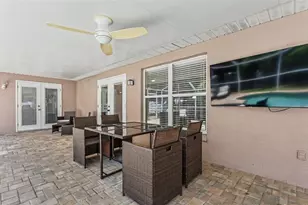 2219 Towering Oaks Cir, Seffner, FL 33584 - Photo 32