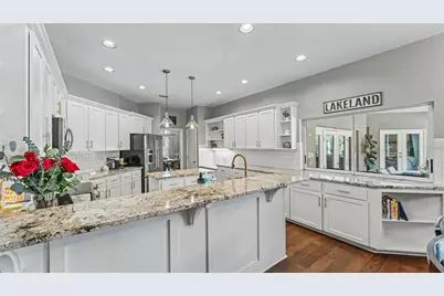 6590 Crescent Lake Drive, Lakeland, FL 33813 - Photo 14