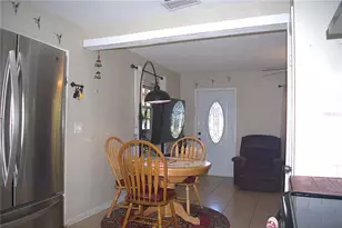 2721 Sunshine Dr N, Lakeland, FL 33801 - Photo 12