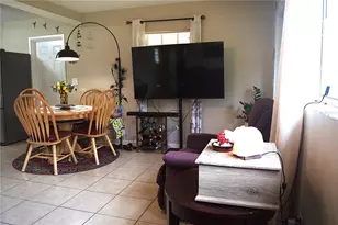 2721 Sunshine Dr N, Lakeland, FL 33801 - Photo 14