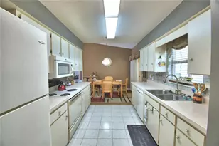 4860 Goldenview Ln, Lakeland, FL 33811 - Photo 14